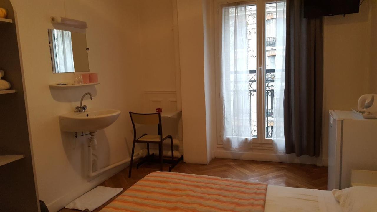Hotel Feria Кліші Екстер'єр фото